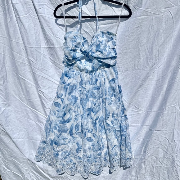White and Blue Floral Print w Lace Trim Cotton Blend Strapless or Halter Dress - Picture 1 of 5